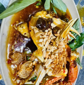 Càng ghẹ xào me
