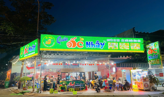 KHÔNG GIAN QUÁN